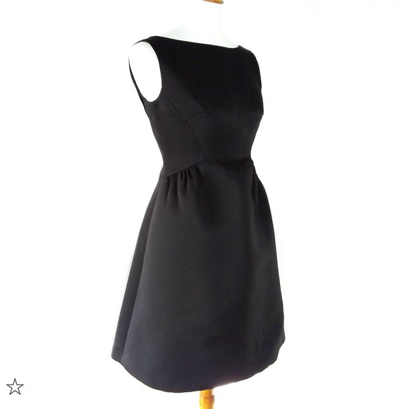 kate spade Dresses & Skirts - Kate Spade Bouffont Cocktail Dress in Black LBD Classic